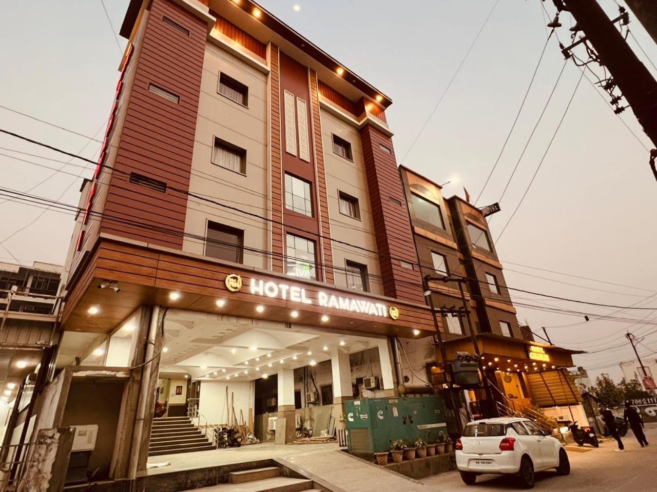 The Ramawati - A Four Star Luxury Hotel Near Ganga Ghat Haridvár Kültér fotó