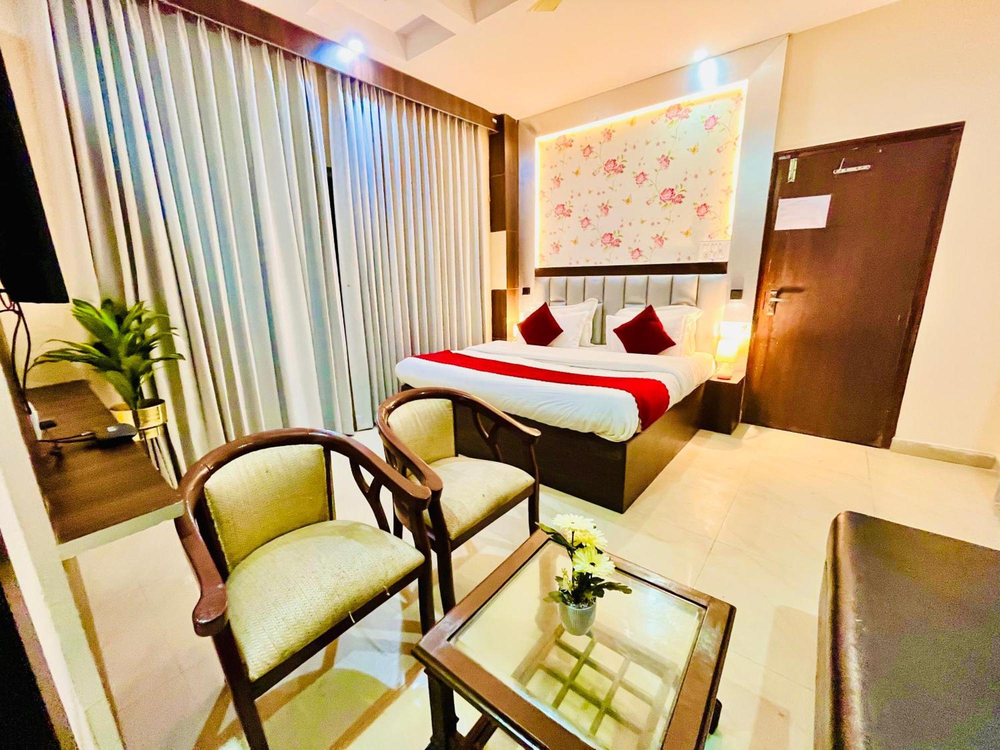 The Ramawati - A Four Star Luxury Hotel Near Ganga Ghat Haridvár Kültér fotó