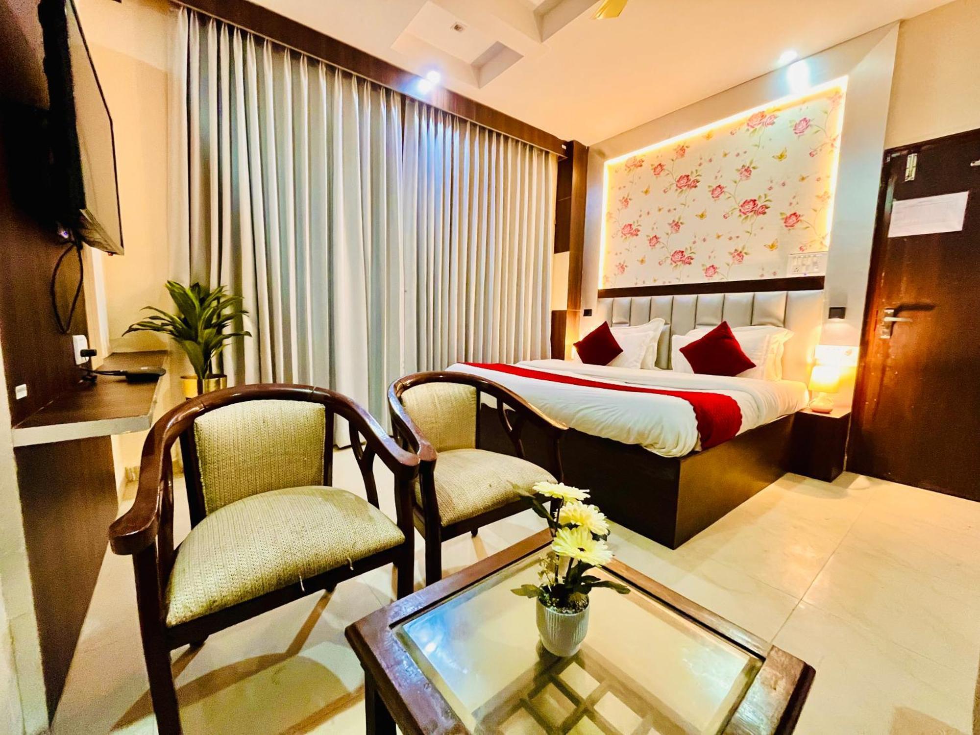 The Ramawati - A Four Star Luxury Hotel Near Ganga Ghat Haridvár Kültér fotó